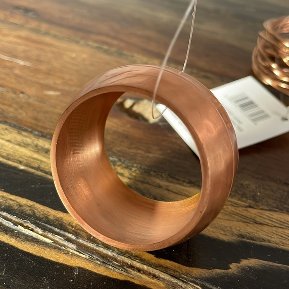 8 copper napkin rings - 4 of each style hammered and wire. Never used - India - Picture 5 of 12
